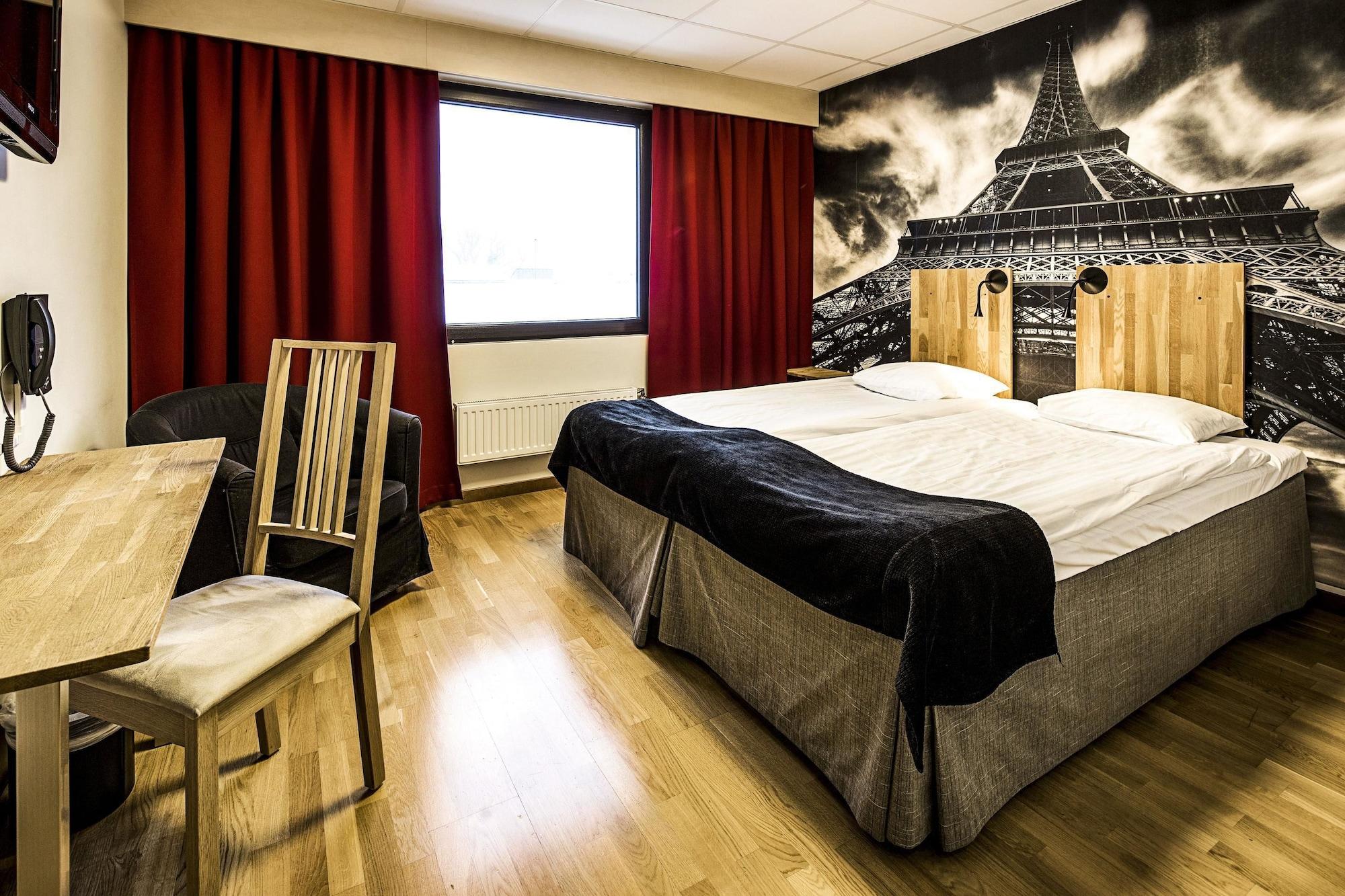 Home Hotel Bristol Arvika Exterior photo